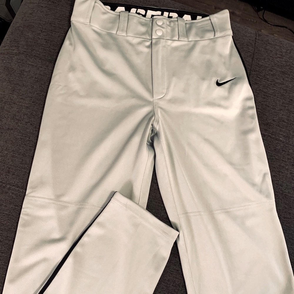 NWOT Nike pin stripe baseball pants